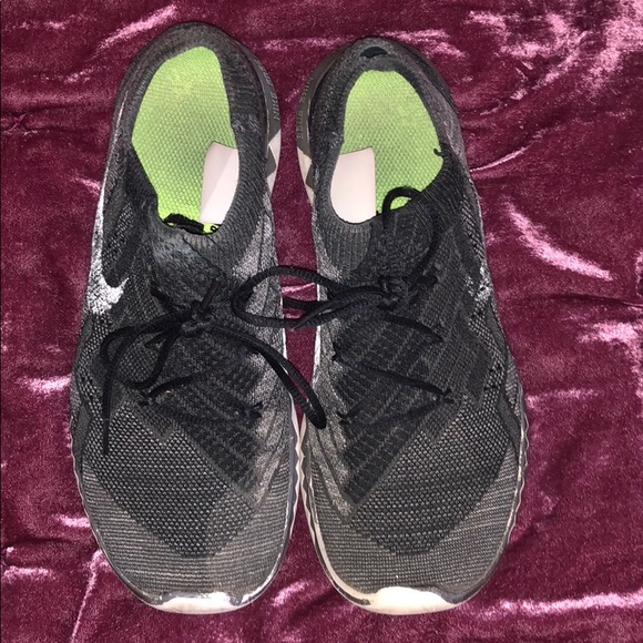 COPY - Nike Flyknit Free 3.0 - Picture 5 of 9